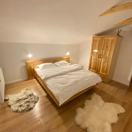 Hirsch Apuseni Chalet *